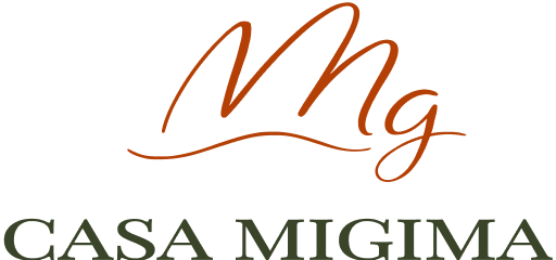 Logo de Casa Migima Boutique Studios con fondo transparente